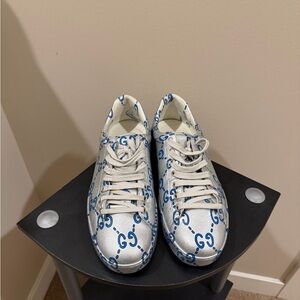 Gucci White and Blue Logo Sneakers